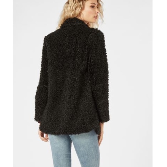 Drape Front Sherpa Coat. Size Small. - Picture 3 of 6